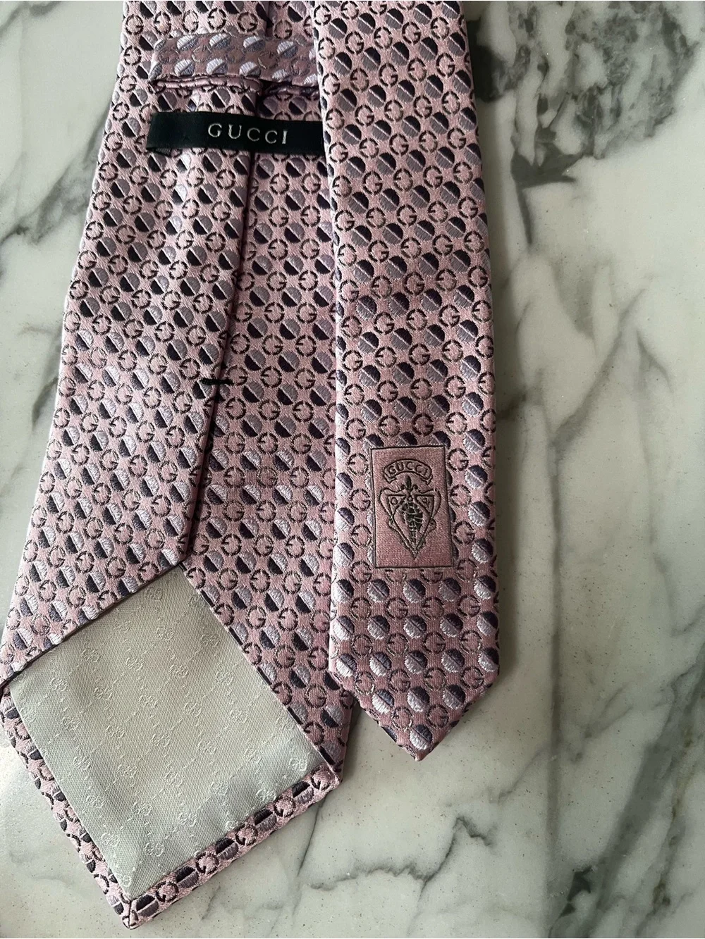 Gucci Men's Pink Patterned Silk Tie